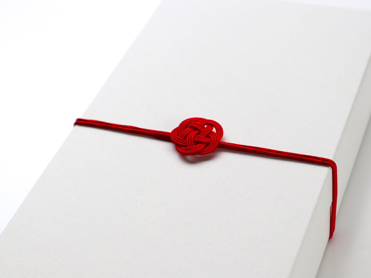 Gift box for furoshiki with mizuhiki ribbon