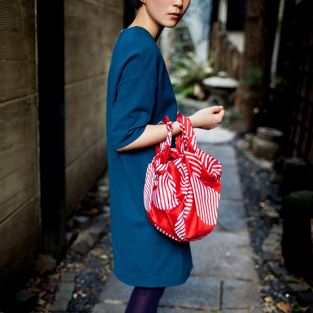 “Dots” furoshiki textile in red and cream